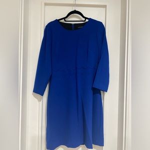 Banana republic blue dress with sleeves and middle detail  size 8